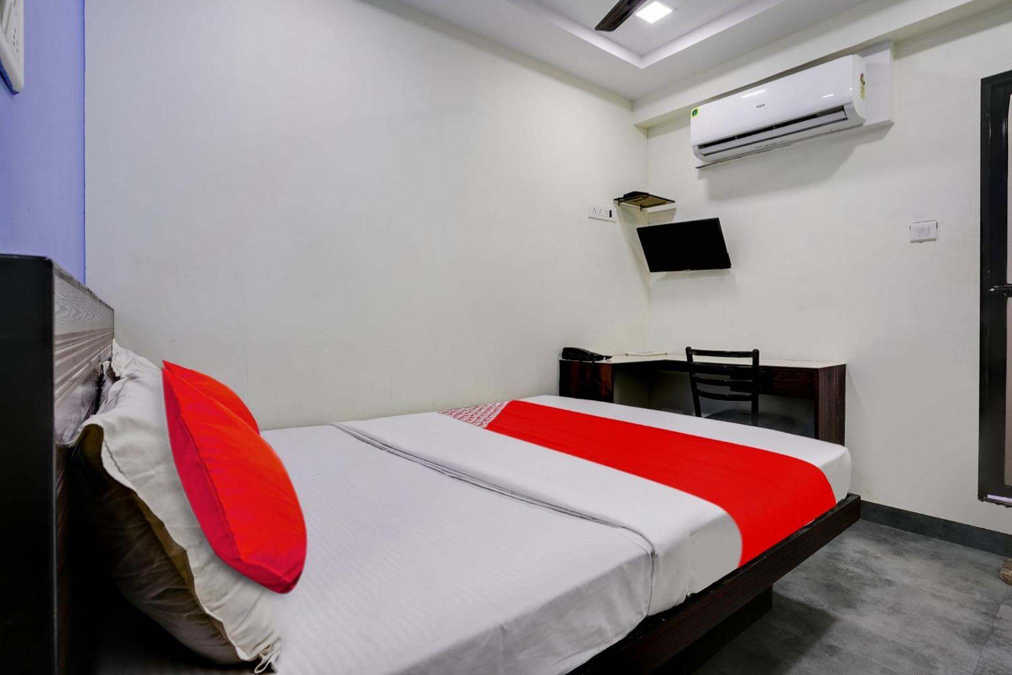 Hotel O Ashwi نافي مومباي المظهر الخارجي الصورة